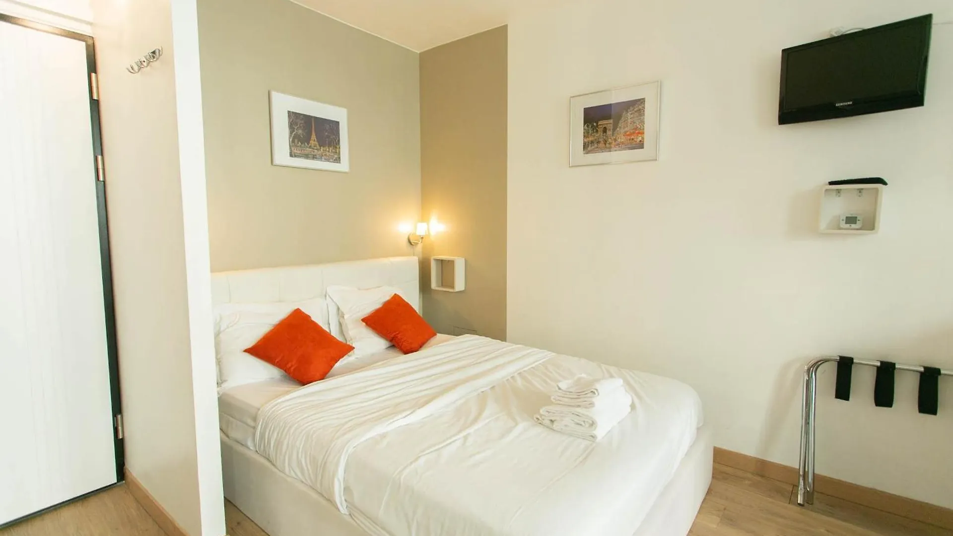 Champs Elysees & Arc De Triomphe - Cityapartmentstay Paris Daire